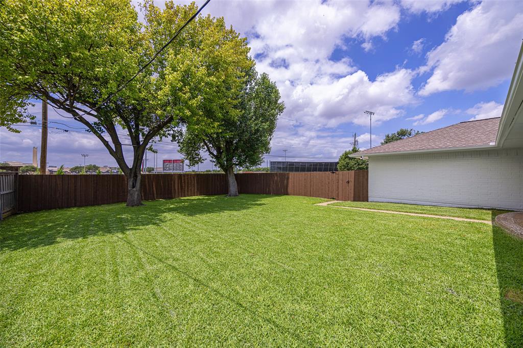 Lake Highlands Square - Residential