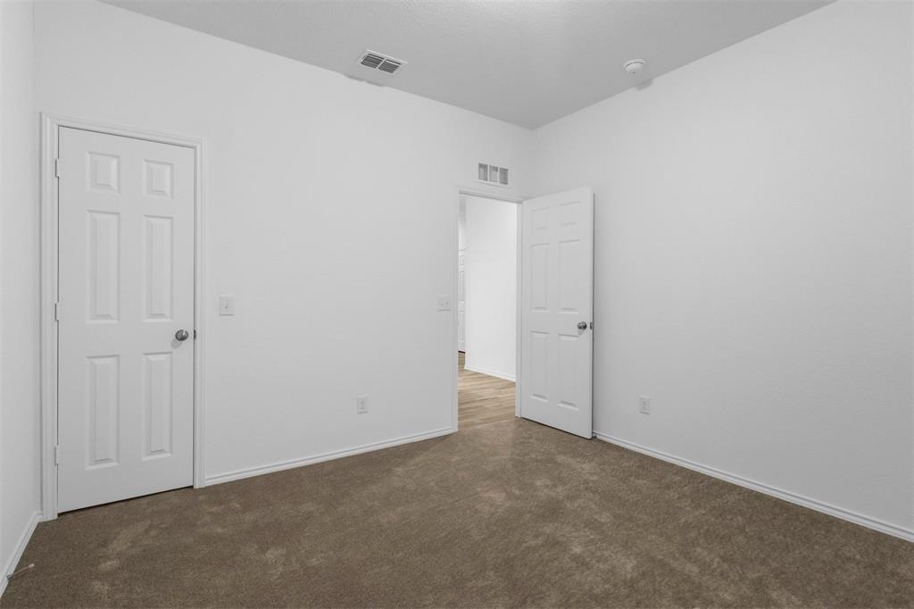 Whitewing Trails Phase 2B - Residential Lease