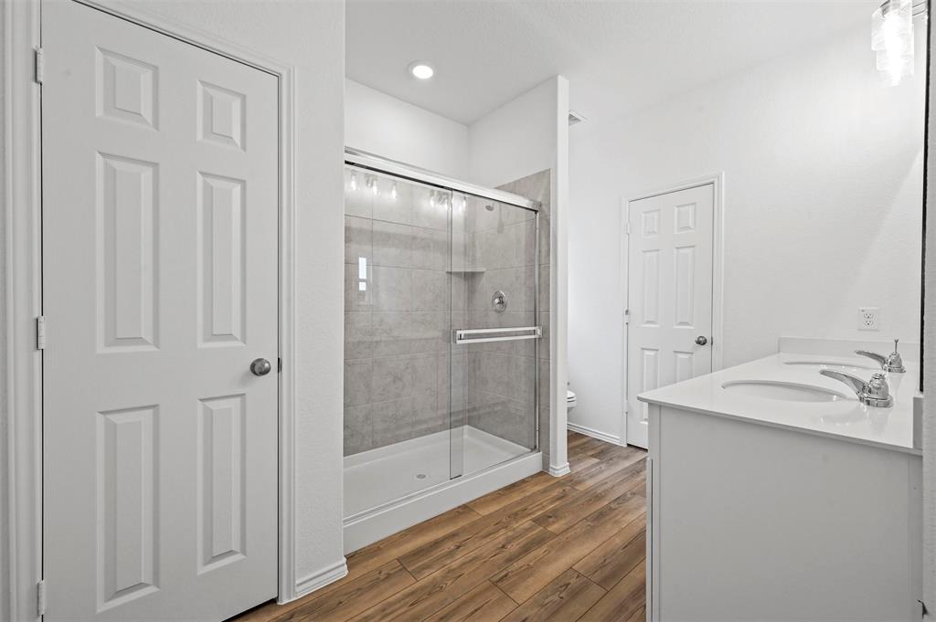 Whitewing Trails Phase 2B - Residential Lease