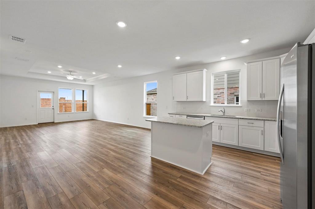 Whitewing Trails Phase 2B - Residential Lease
