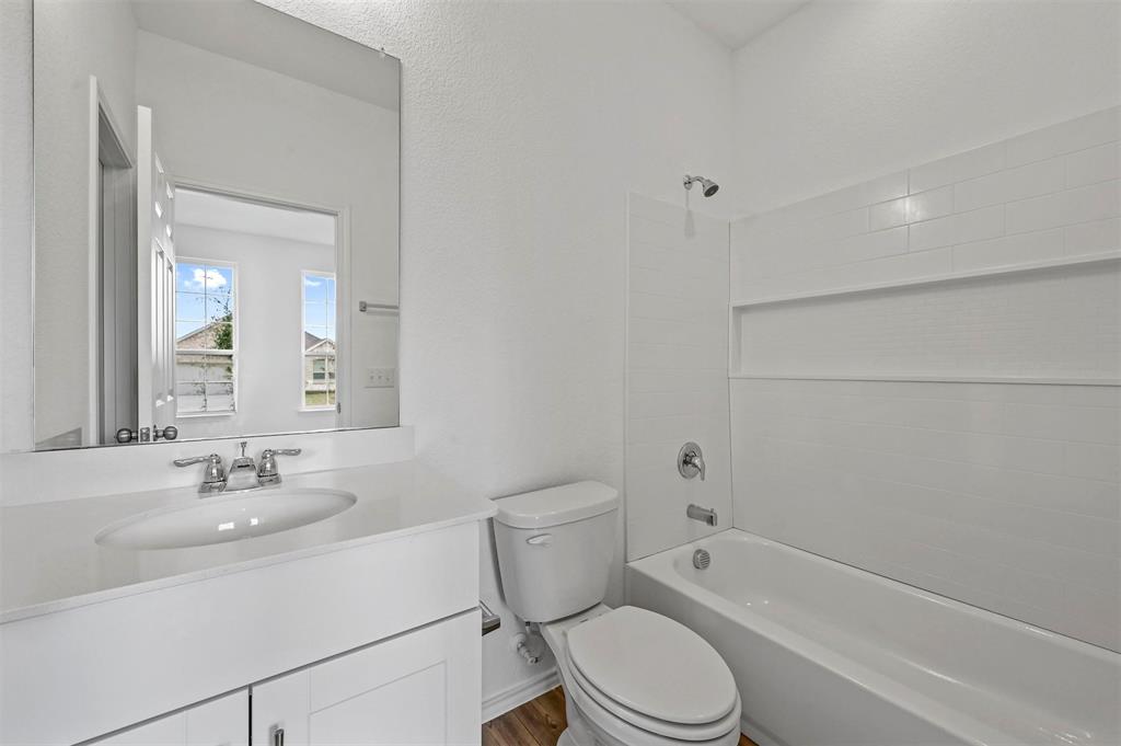 Whitewing Trails Phase 2B - Residential Lease