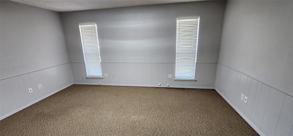 OT Roanoke - Commercial Lease