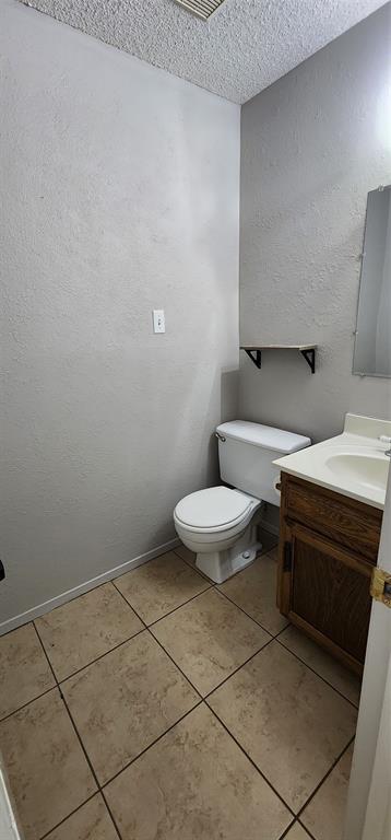 OT Roanoke - Commercial Lease