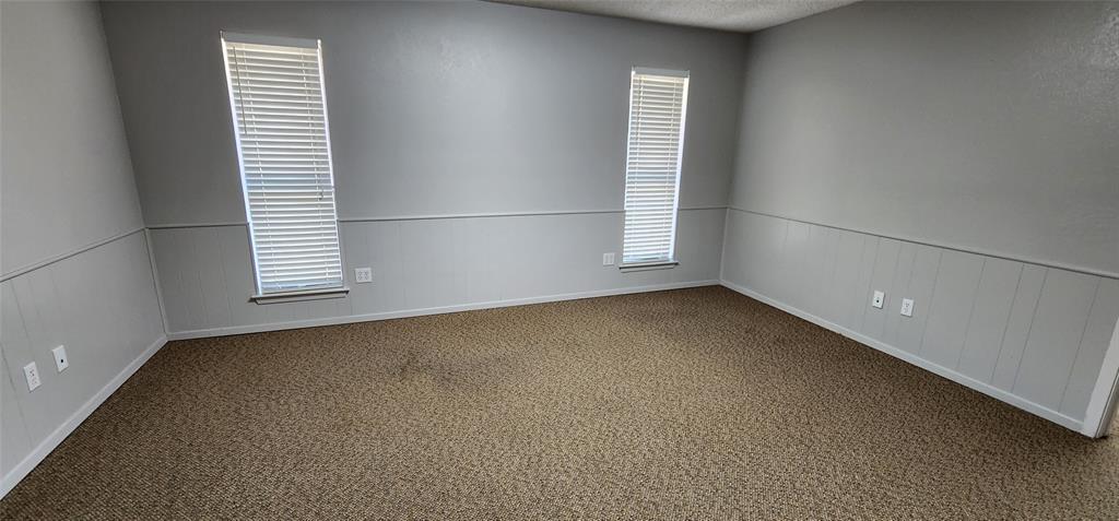 OT Roanoke - Commercial Lease