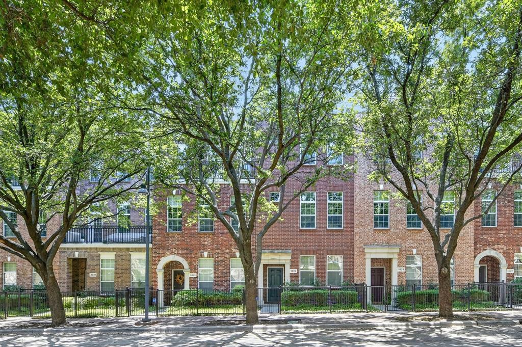 Townhomes Of District A Ph 01-11 - Residential
