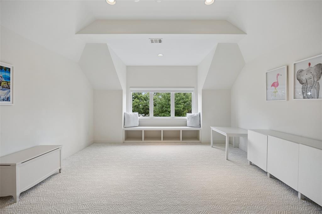 Villas-Hidden Knoll - Residential