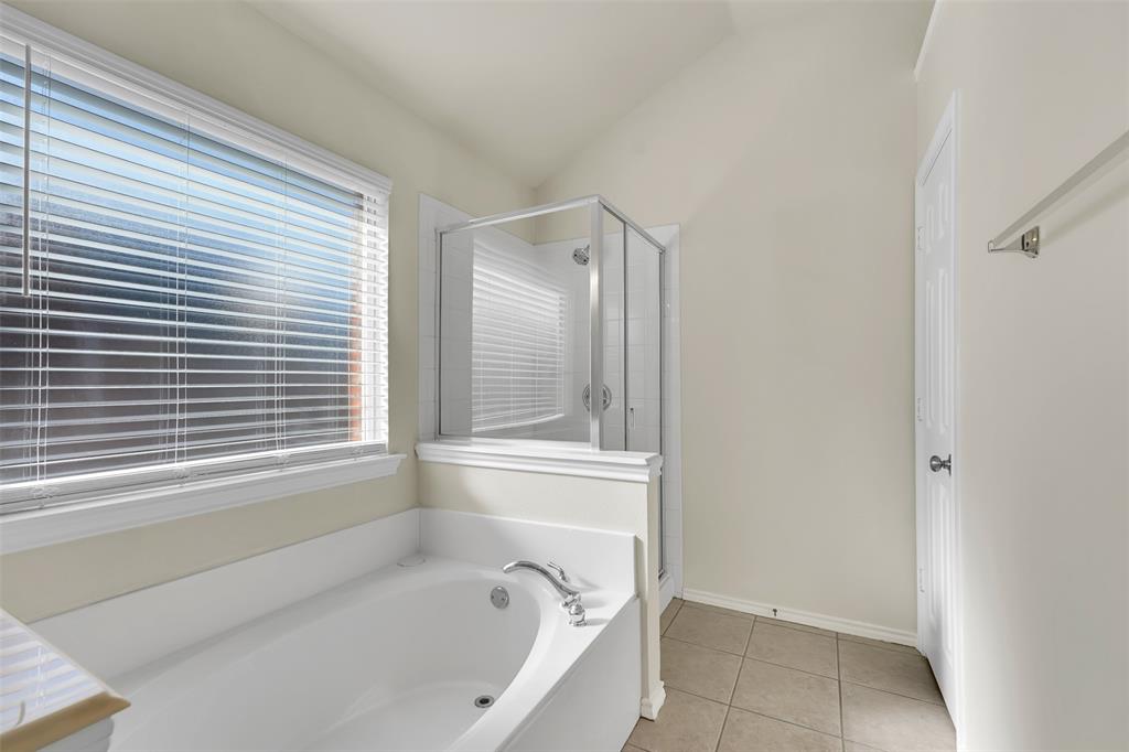 Quail Hollow Estates Ph I - Residential Lease