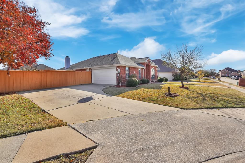 Quail Hollow Estates Ph I - Residential Lease