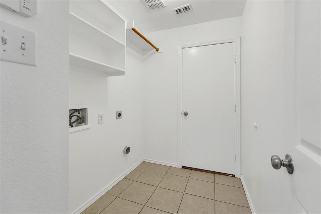 Quail Hollow Estates Ph I - Residential Lease