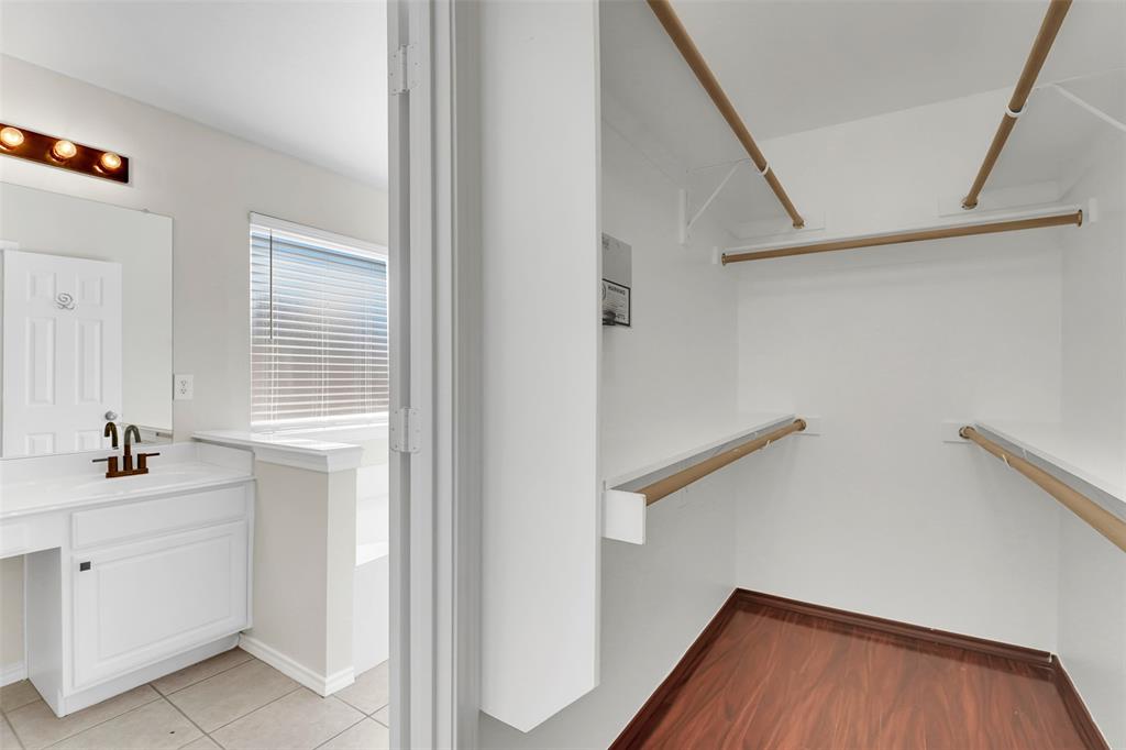 Quail Hollow Estates Ph I - Residential Lease