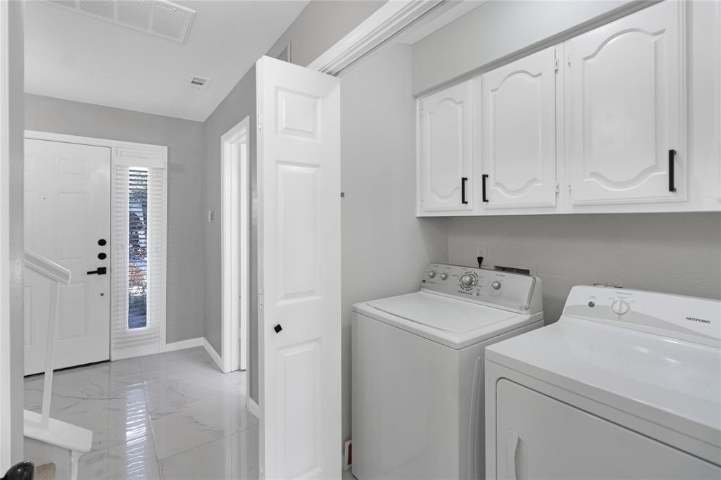 Quorum View Condo - Residential