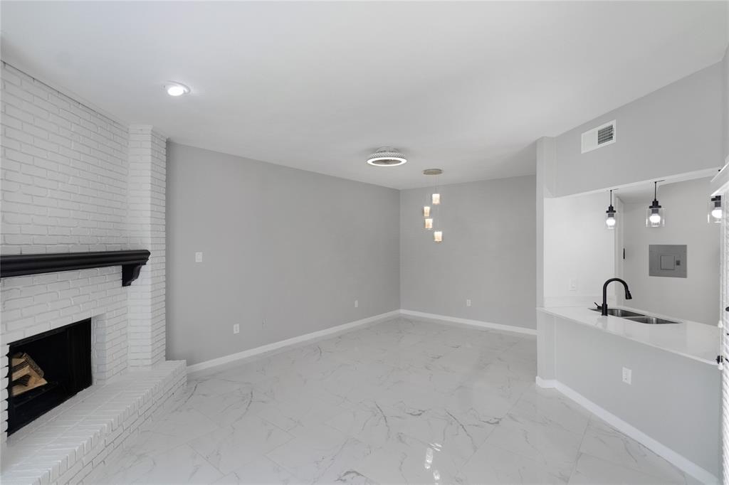 Quorum View Condo - Residential
