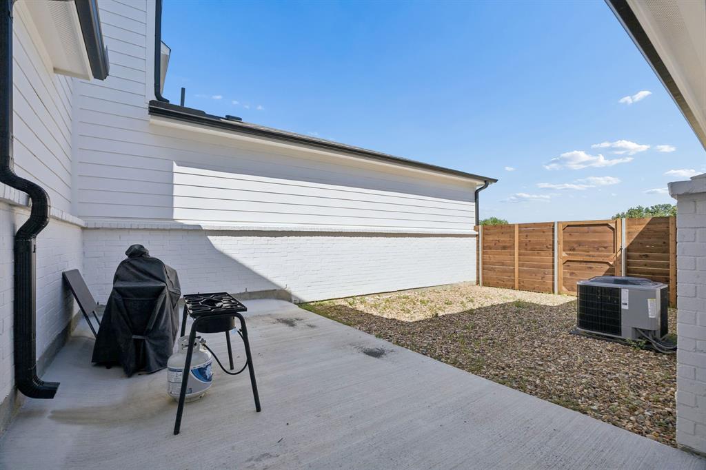 Lake Parc Village - Residential Income