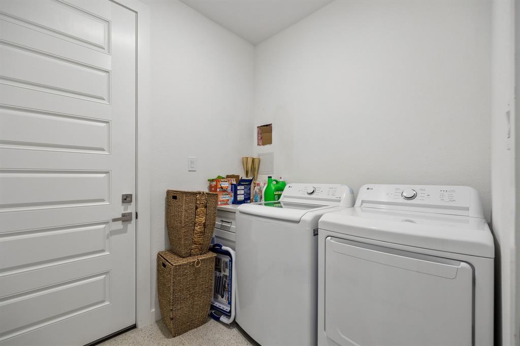 Lake Parc Village - Residential Income