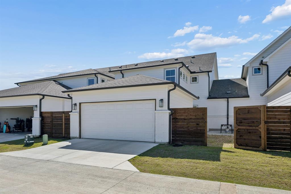 Lake Parc Village - Residential Income