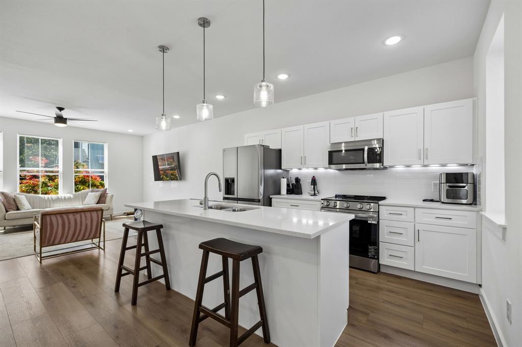 Lake Parc Village - Residential Income