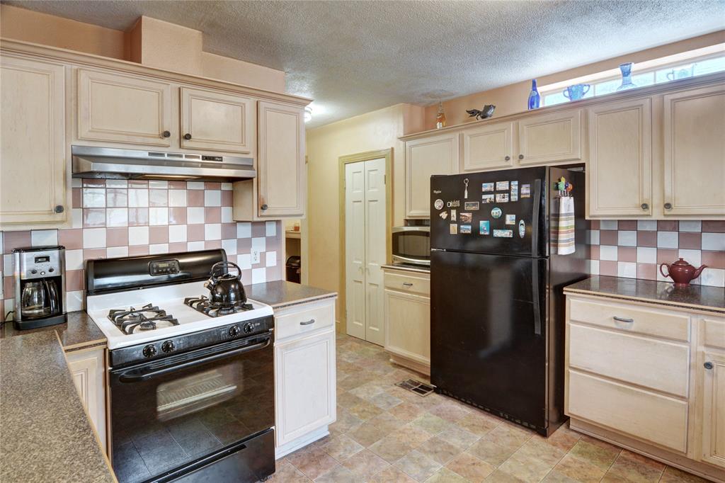Ravinia Heights - Residential