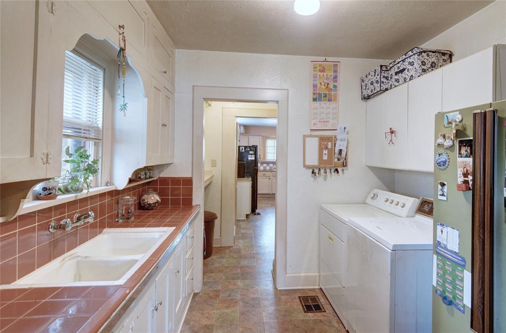 Ravinia Heights - Residential