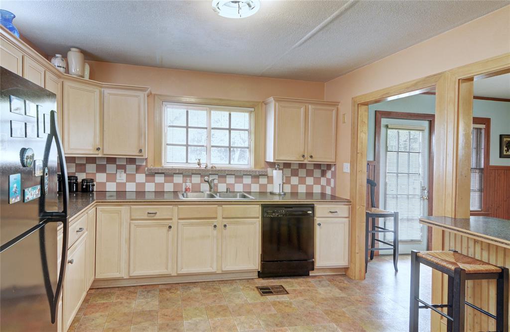 Ravinia Heights - Residential
