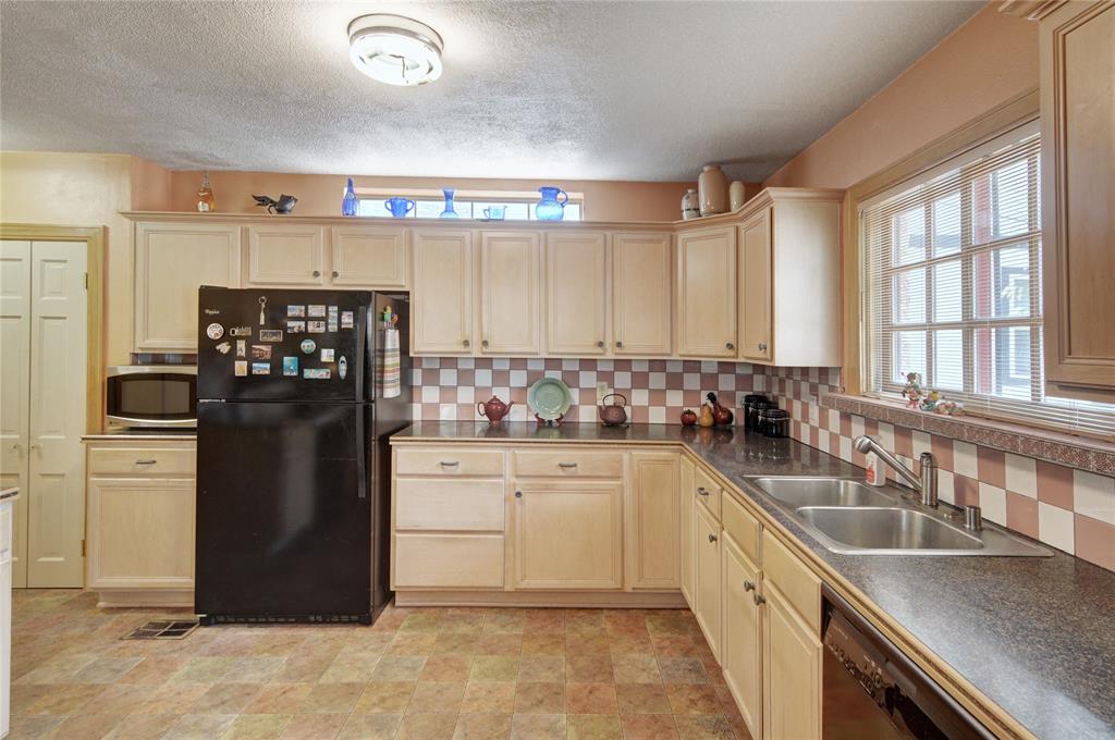 Ravinia Heights - Residential