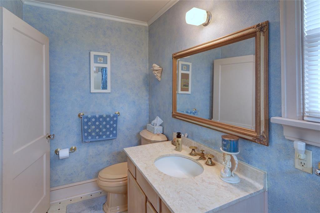 Ravinia Heights - Residential