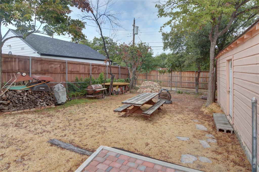 Ravinia Heights - Residential