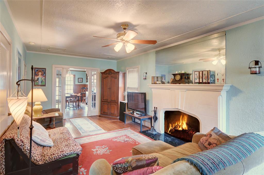 Ravinia Heights - Residential