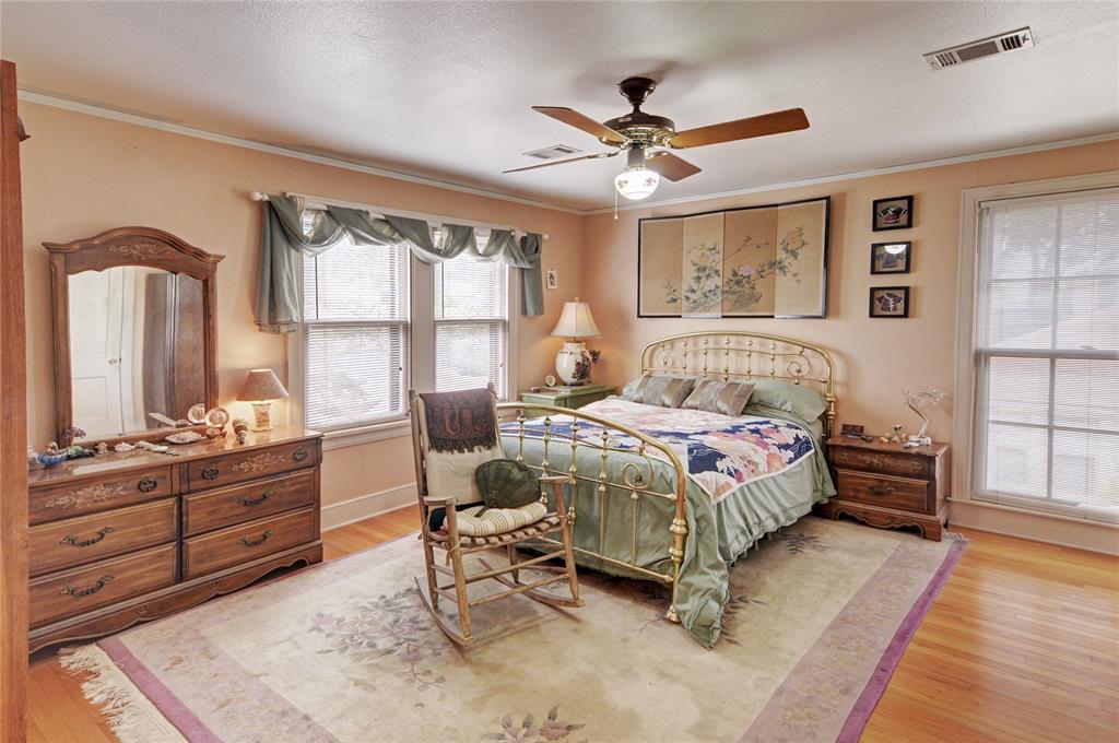 Ravinia Heights - Residential