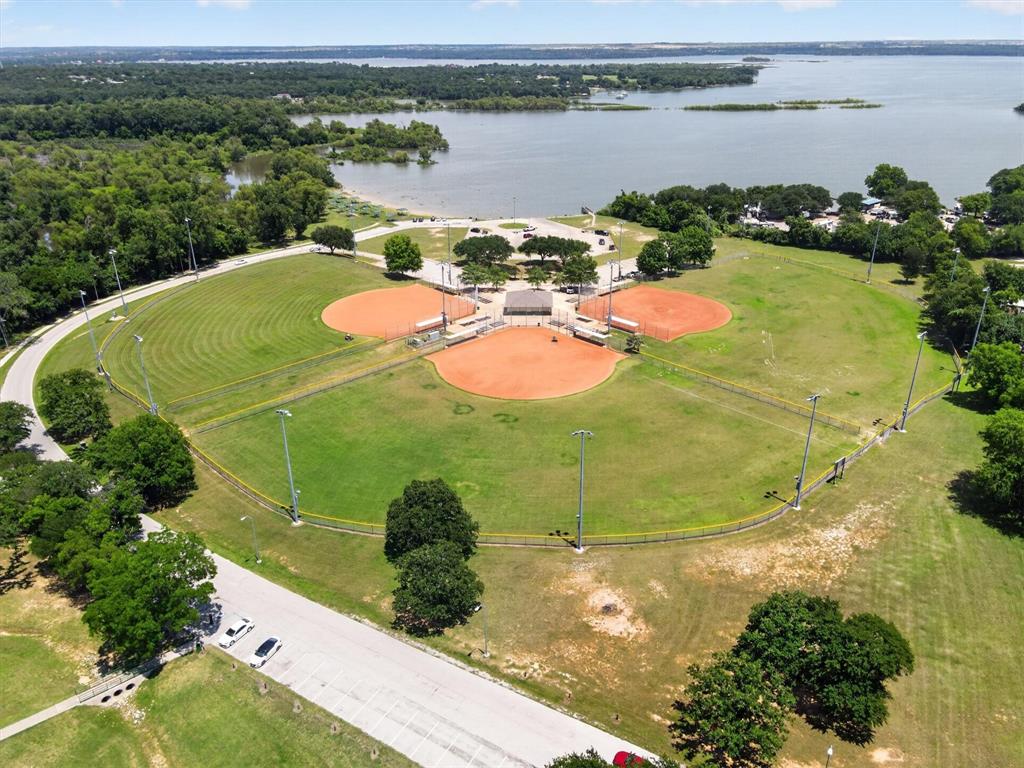 Lake Crest Park Add - Residential