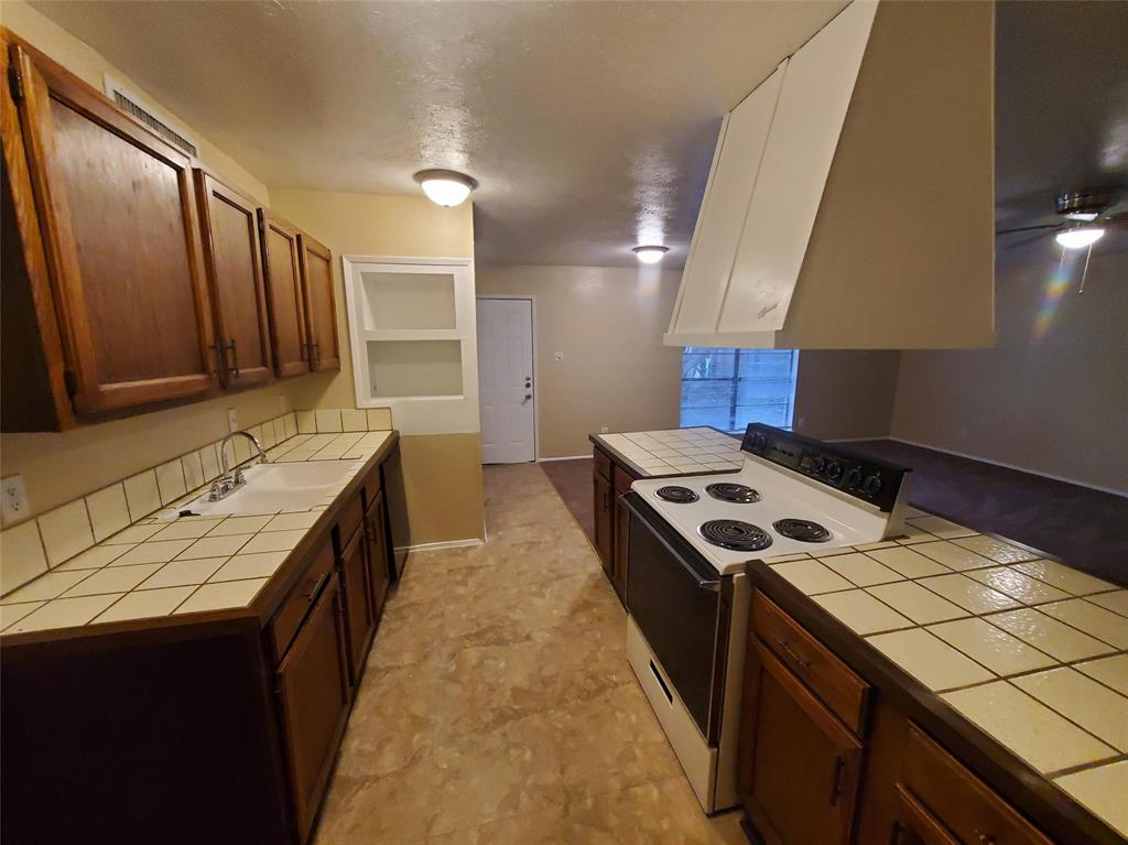 Quail Creek 04 - Residential Lease