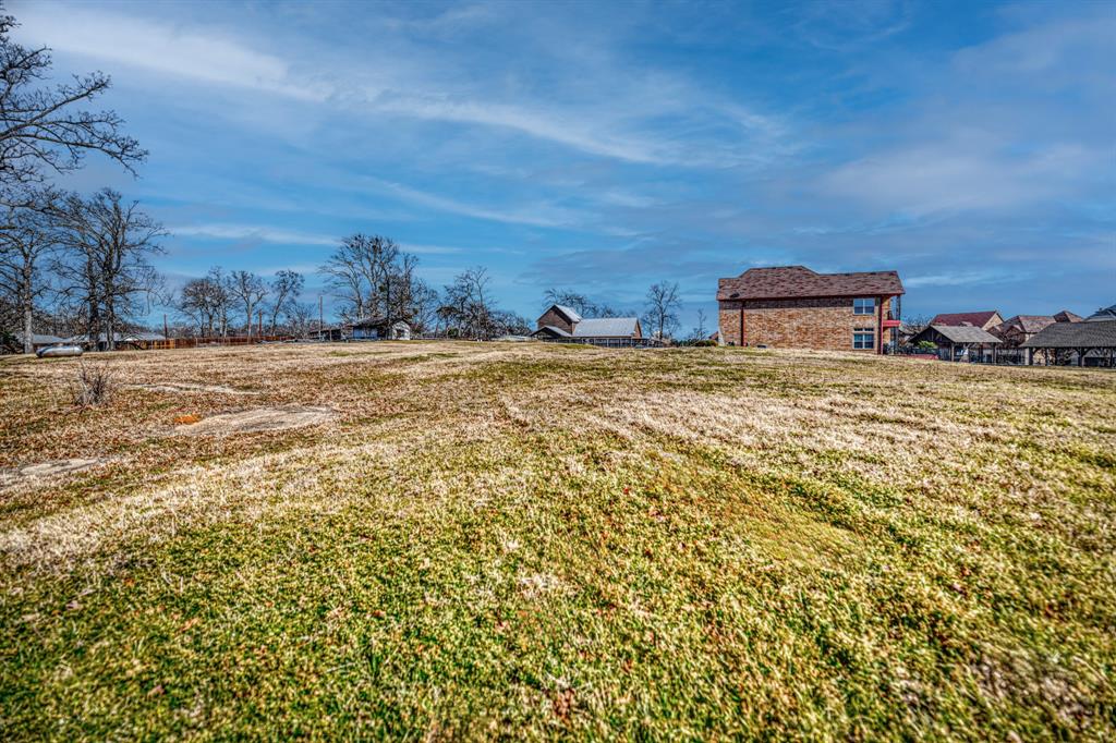 J M Burtran Survey - Land