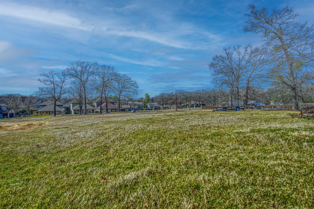J M Burtran Survey - Land
