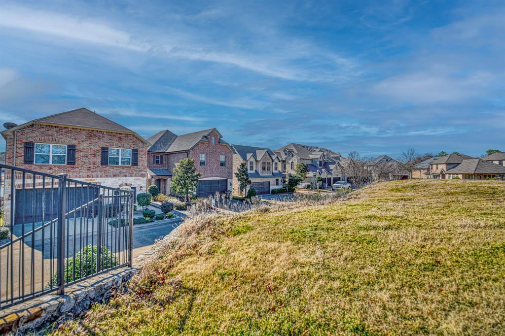 J M Burtran Survey - Land