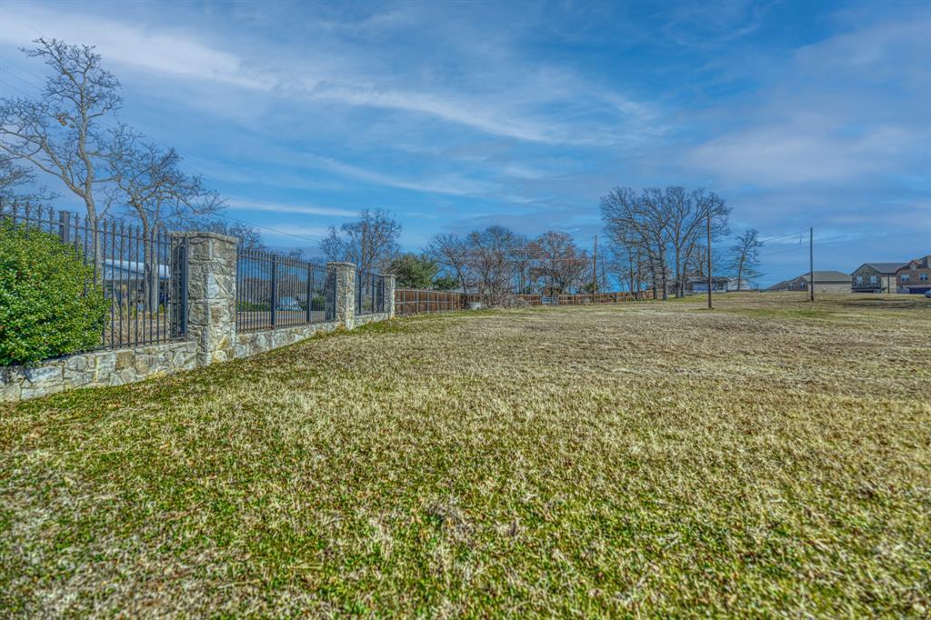 J M Burtran Survey - Land