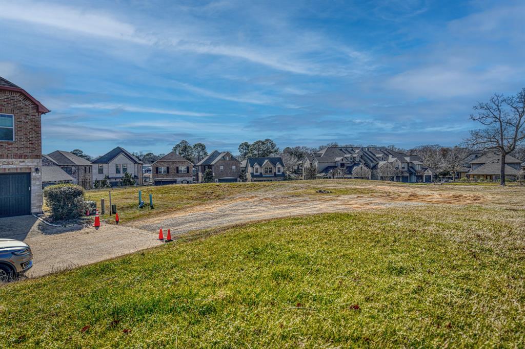 J M Burtran Survey - Land