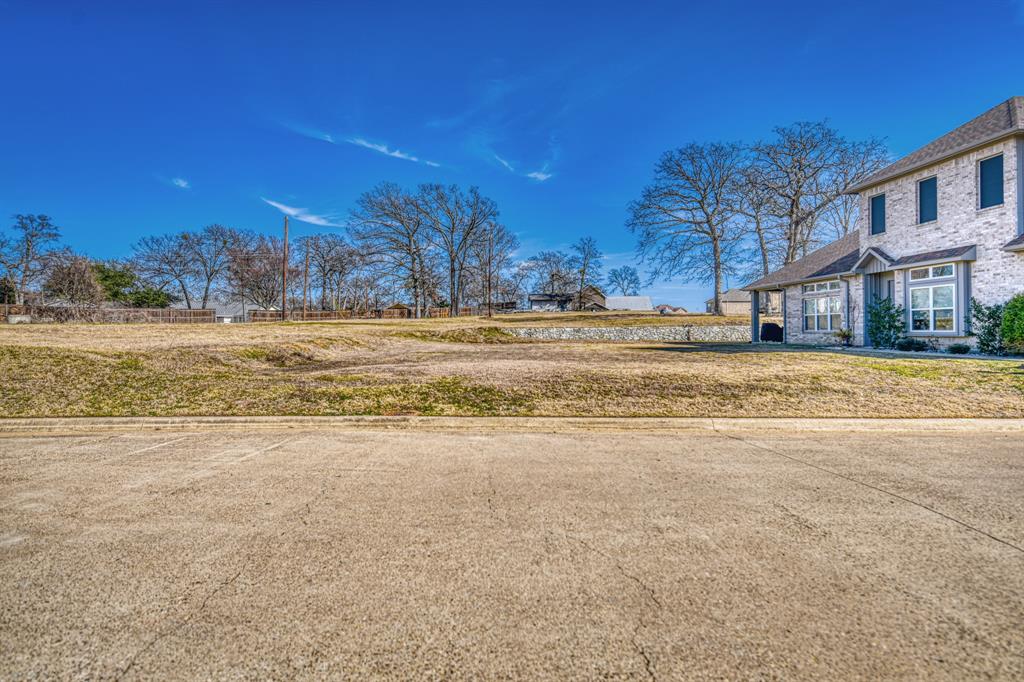 J M Burtran Survey - Land