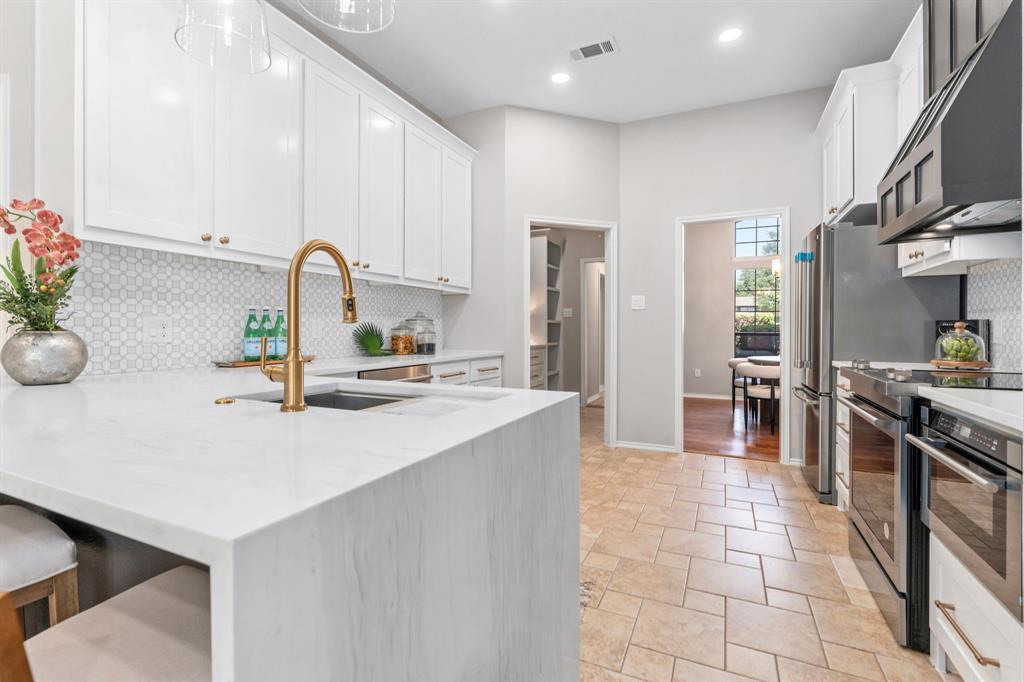 Freeman White Surv A-1014 - Residential