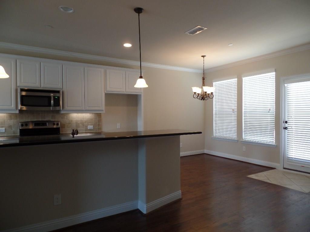 Brownstones at Vista - Residential Lease