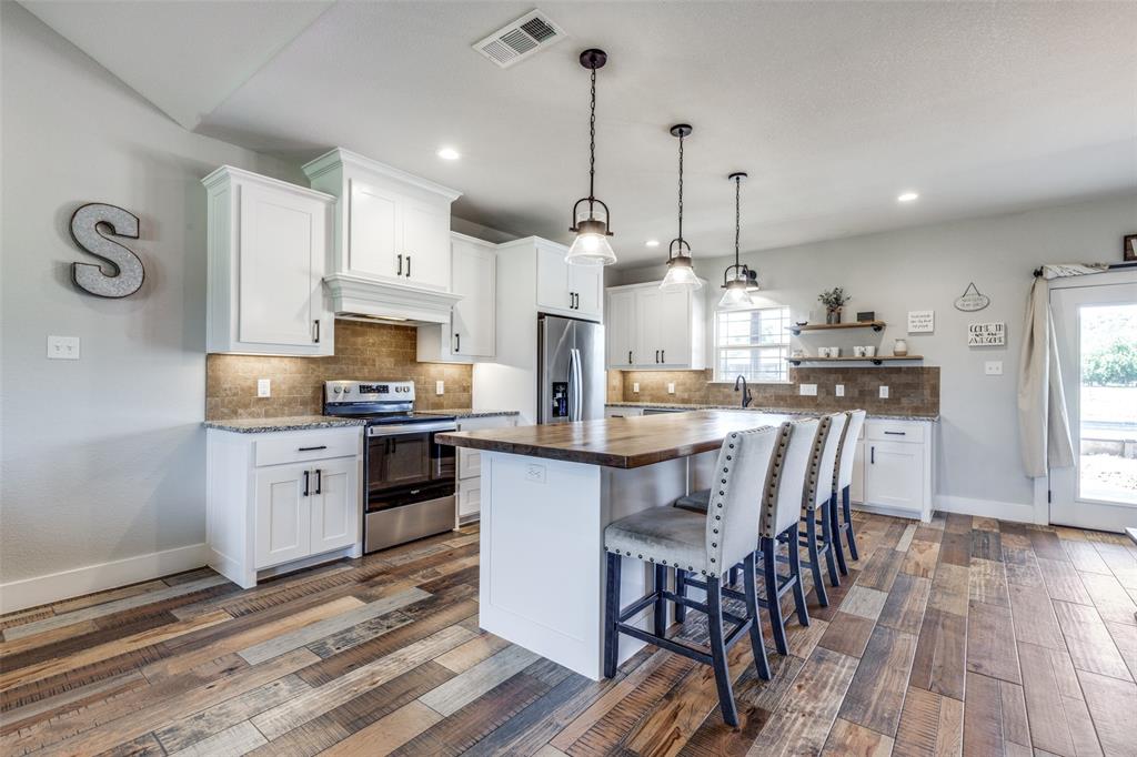 The Burleson County School - Residential
