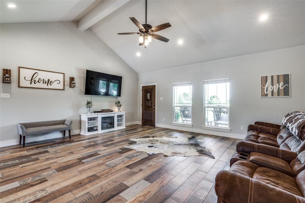 The Burleson County School - Residential