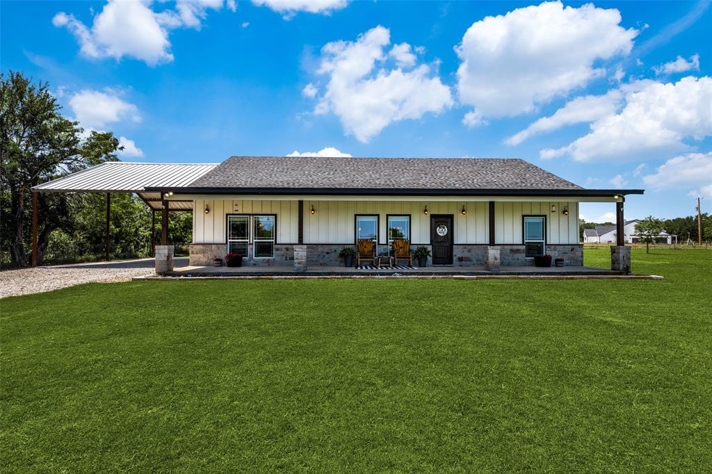 The Burleson County School - Residential