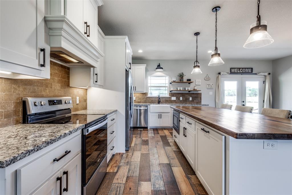 The Burleson County School - Residential