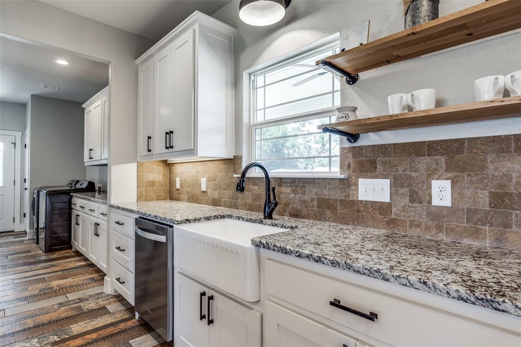 The Burleson County School - Residential
