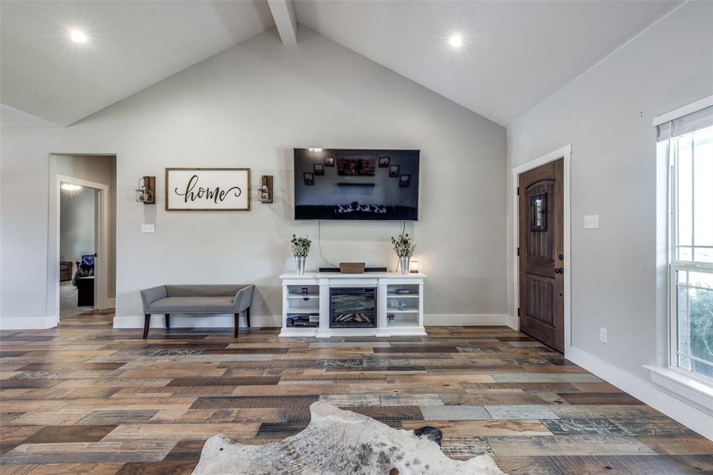 The Burleson County School - Residential