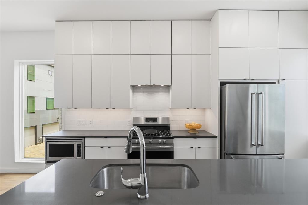 Bishop Arts Tenth Street Condo - Residential