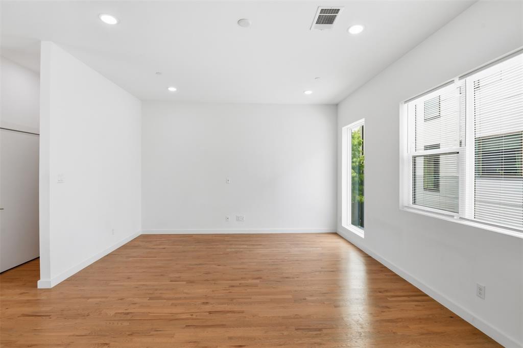 Bishop Arts Tenth Street Condo - Residential