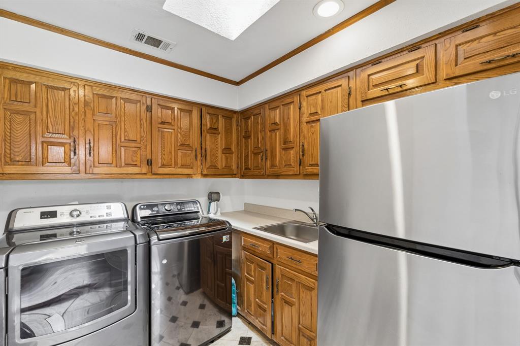 Prestonwood Crk III - Residential