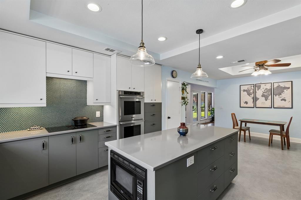 Prestonwood Crk III - Residential