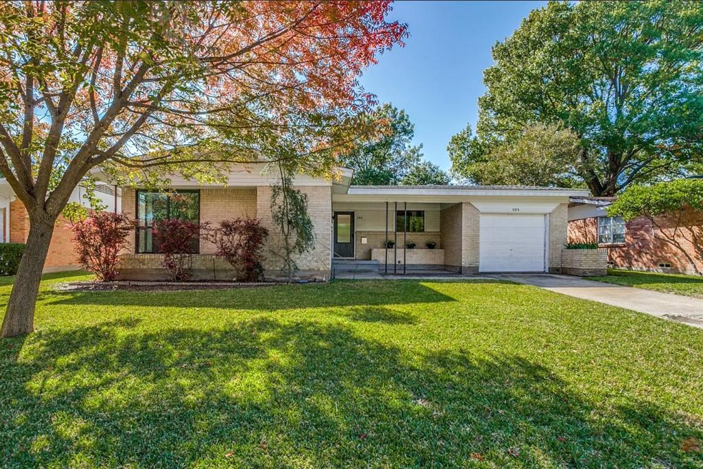 Absolutely darling Mid Century Modern in wonderful East Dallas neighborhood with 3 bedrooms and 1.5 baths.  Home has been renovated to have open floor plan with wonderful kitchen including large island, newer appliances and granite countertops.  Refinished hardwood floors throughout.  Lots of light streaming in through updated windows allowing views of the lovely large, fenced backyard.  Windows and Roof replaced within the last 5 years.  Current paint colors and finishes create just the right look.  Home feeds into the excellent Hexter Elementary school and is close to the fabulous White Rock Lake parks and amenities.