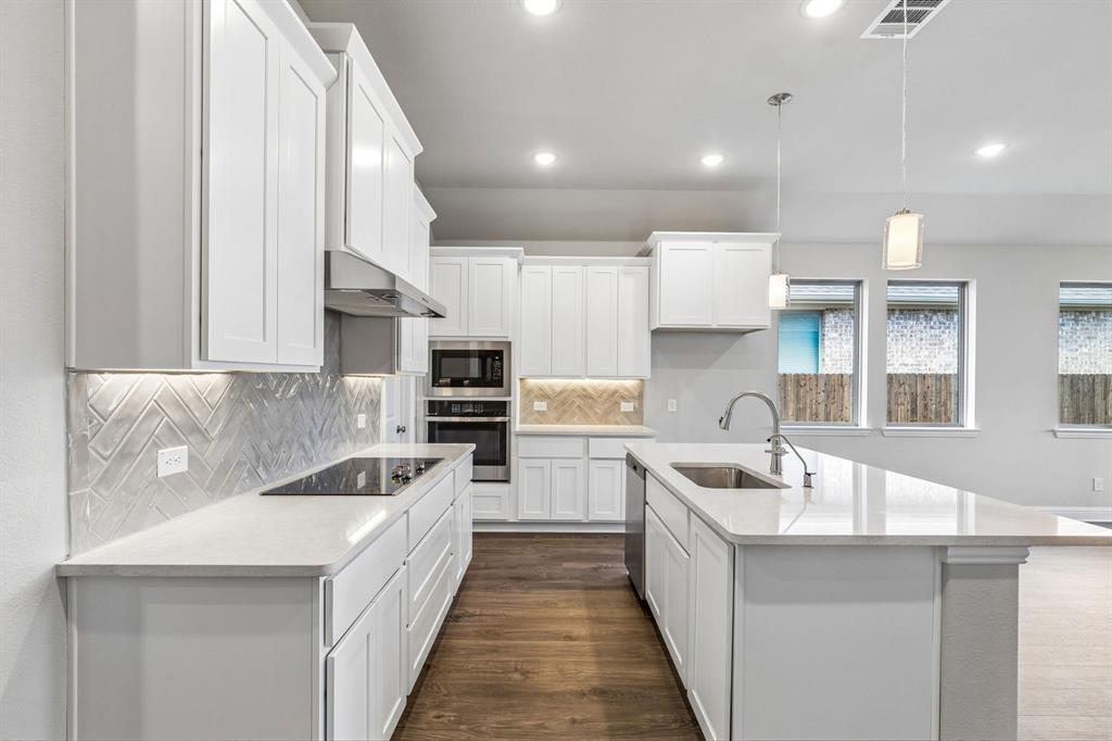 Summer Crest - Residential